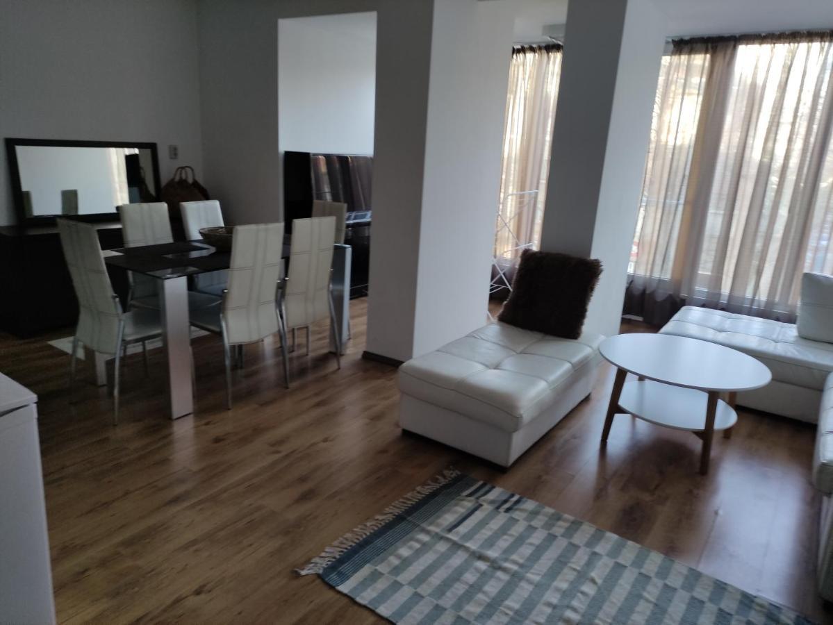 Apartament Многостаен Апартамент В Центъра На Град Бургас.